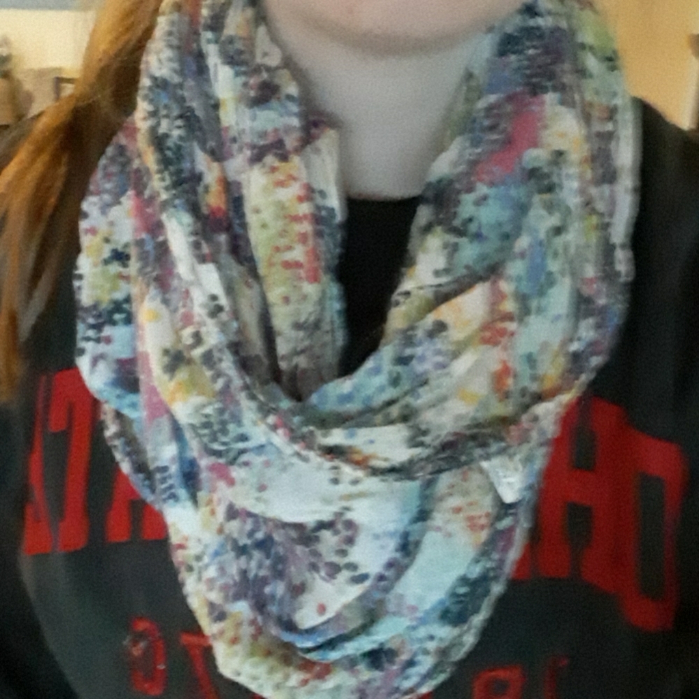 AE infinity scarf - Picture 3 of 3